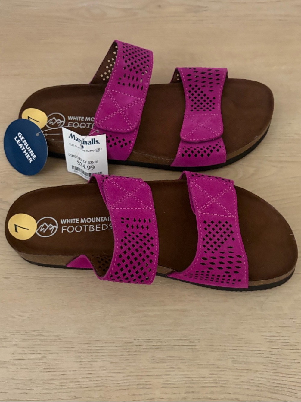 NWT White Moubtain Size 7  Women's Fuchsia/Purple  Slide Sandals - Picture 3 of 3